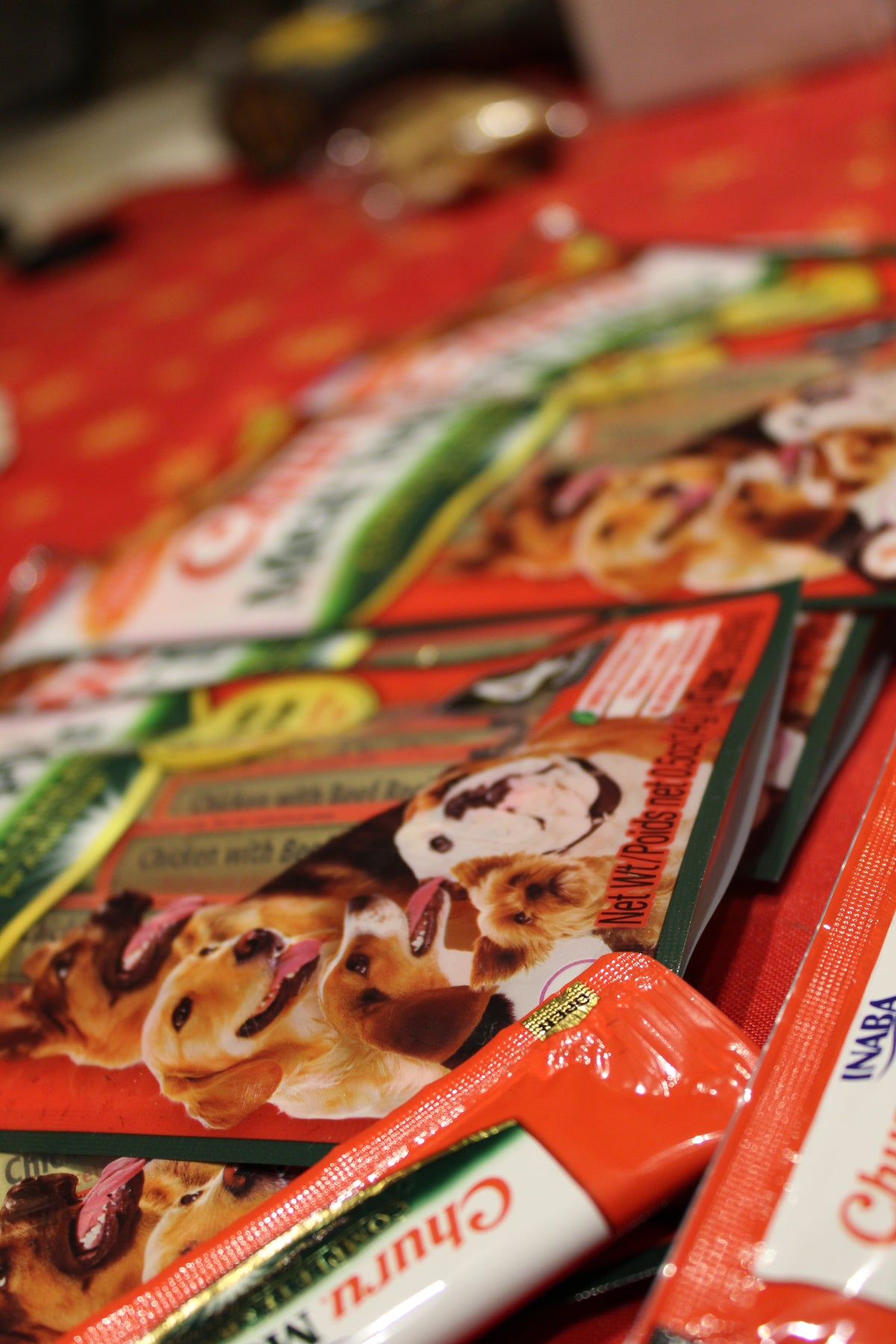 Variedad de snacks húmedos Inaba Churu para gatos