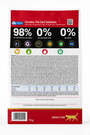 Vista posterior del envase de N&D Prime Pollo y Granada, donde se detallan los componentes analíticos, la lista de ingredientes de alta calidad y la tabla de ración diaria recomendada. En la parte superior resaltan tres iconos informativos: 98% de proteína de origen animal, 0% de granos y 0% de conservantes artificiales.